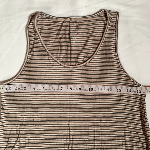 💥SALE💥Tank top - Picture 3 of 3